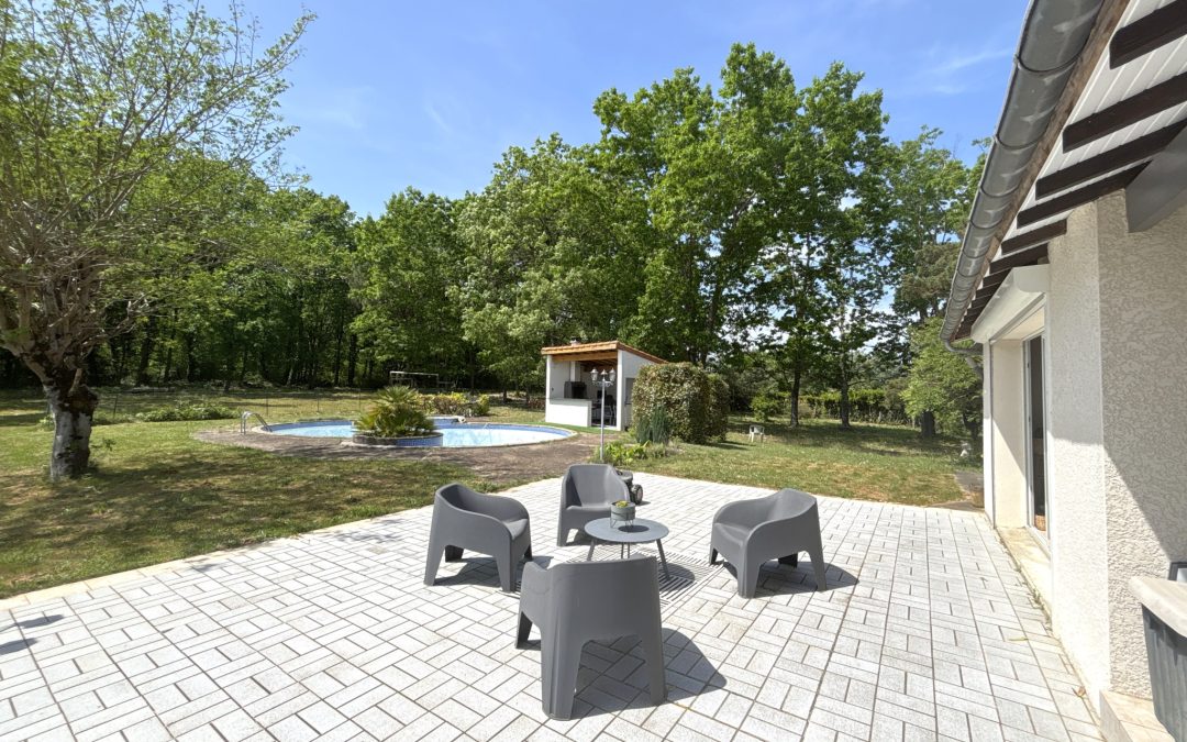 Maison familliale 117m2 environ sur une parcelle de terrain de plus de 5 000m2